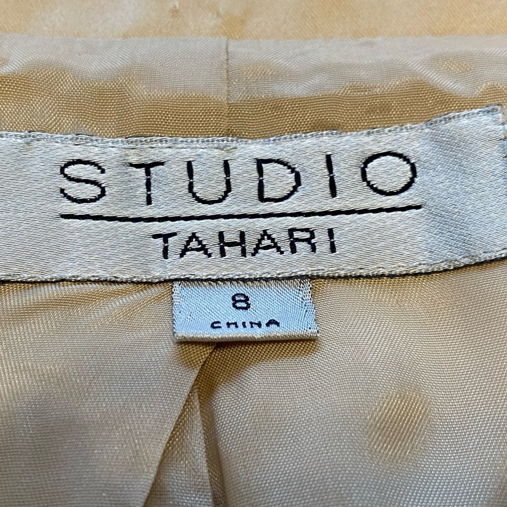 Studio Tahari size 8 tan blazer and skirt with beautiful decorative stitching - Picture 3 of 14